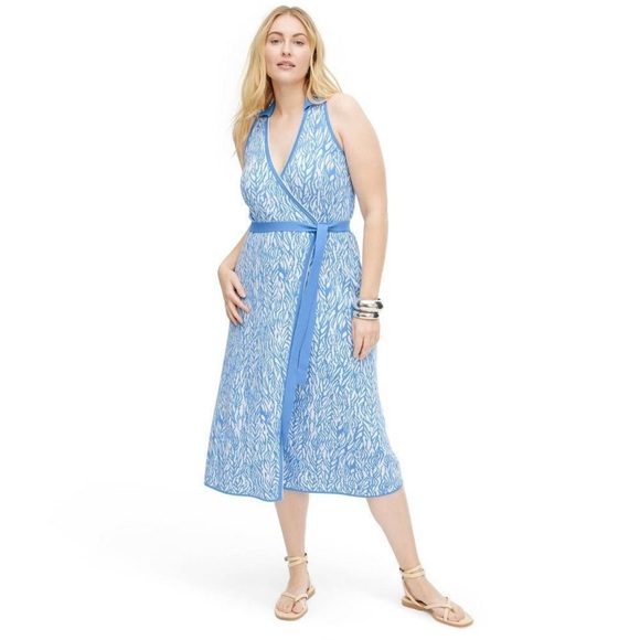 Diane Von Furstenberg Dresses & Skirts - NWT Diane Von Furstenberg x Target Blue and White Zebra Knit Wrap Midi Dress